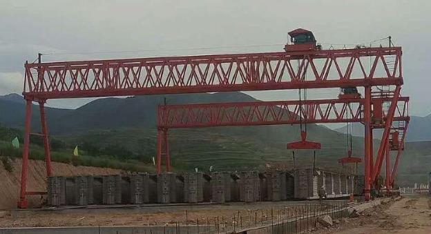 門式起重機(jī)的聯(lián)軸器我們該怎么選擇，根據(jù)哪些內(nèi)容來選擇