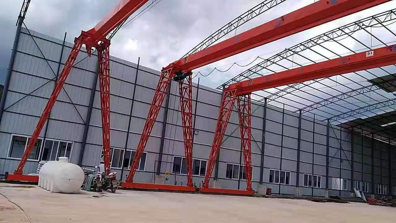 MHGY10噸上包下花葫蘆龍門在冬季的時候該怎么保養(yǎng)？需要注意哪些問題？