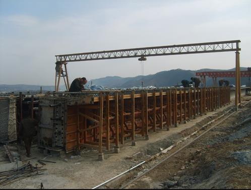 MH10T倒三角葫蘆龍門(mén)吊