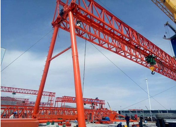 龍門吊起重機操作證持有者在什么情況下需要重新認證？